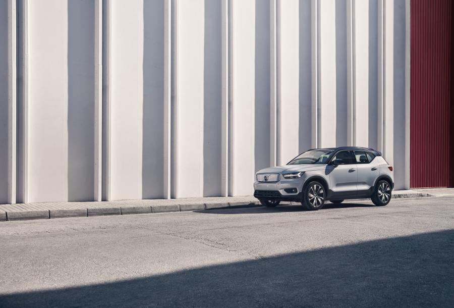  Volvo XC40 Recharge P8 AWD 2019 года  (WW) (фото 34 из 34)